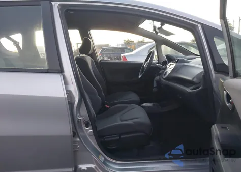 2013 Honda Fit из США, поврежденный, VIN JHMGE8H35DC078399